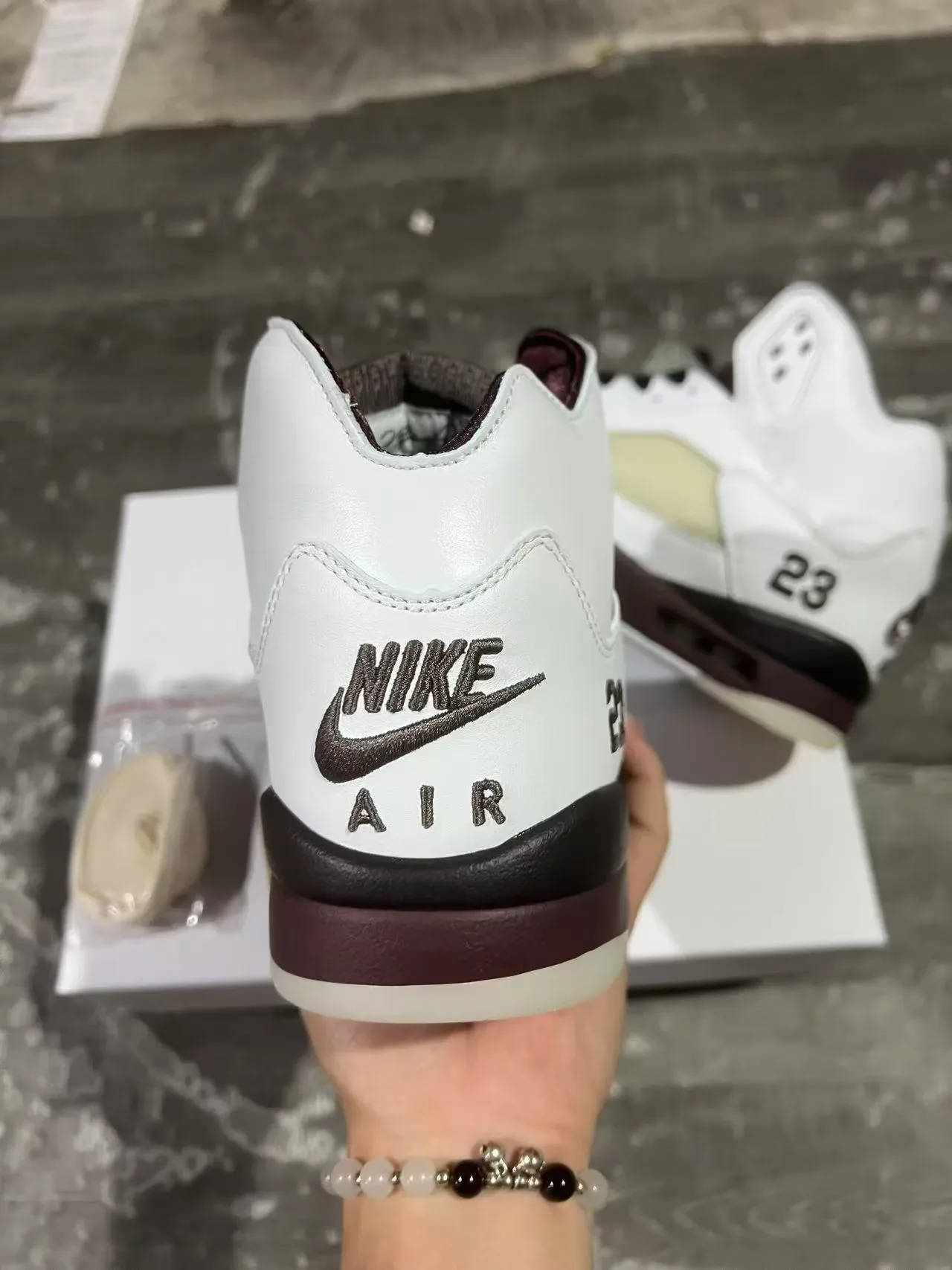 Air Jordan 5 Blanc Bordeaux '23' Chaussures de basketball 8