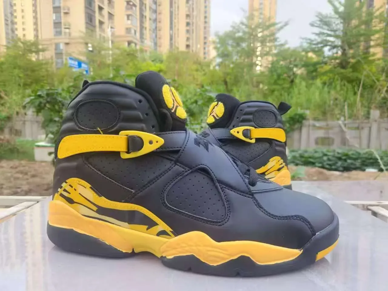 Air Jordan 8 黑黄篮球鞋 2