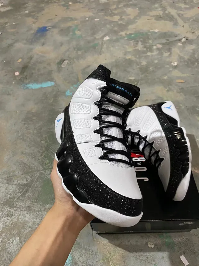 Chaussures de basketball montantes Air Jordan 9 noir et blanc pailleté 2