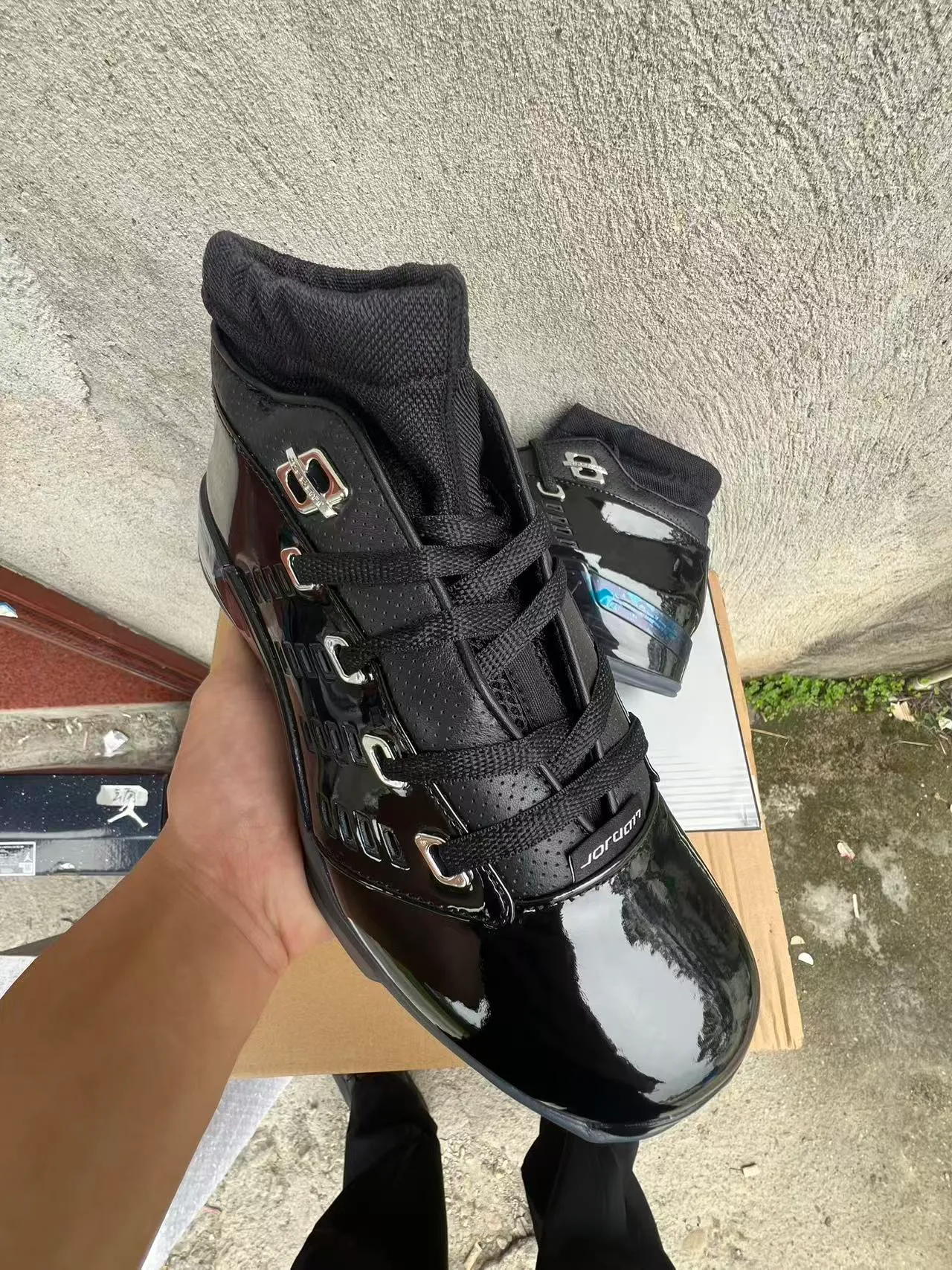 Air Jordan Black Gray Glossy Patent Leather Upper Metallic Lace Hardware Basketball Shoes 2
