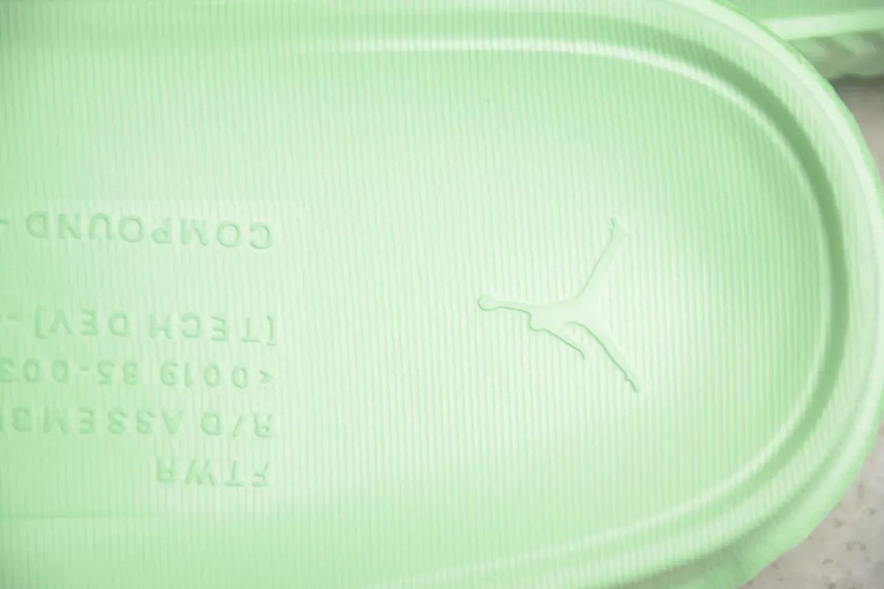 صنادل Air Jordan Slide Mint Green 3