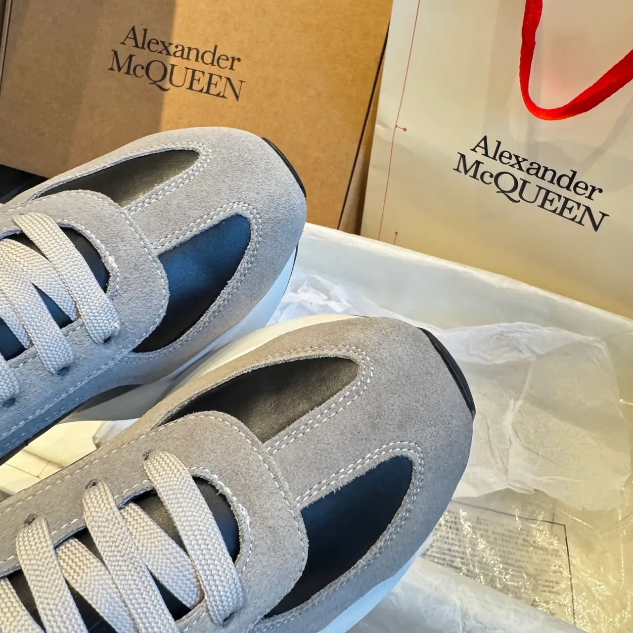 Alexander McQueen Black Gray Chunky Platform Sole Suede And Leather Panel Construction Lifestyle Sneakers 5