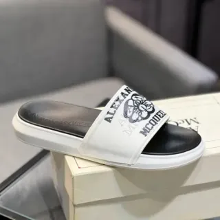 Alexander McQueen Logo-Print 白色和黑色拖鞋