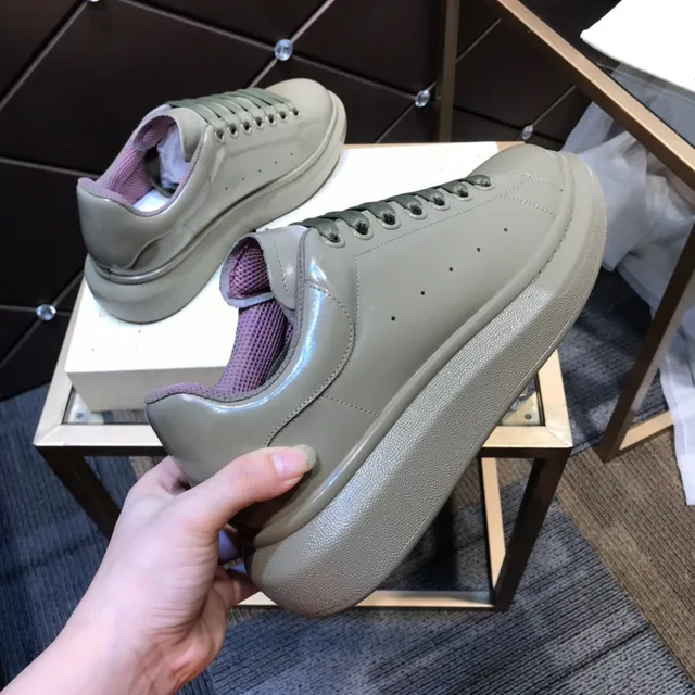Alexander McQueen Oversized Sneaker Army Green Purple Platform Sole Smooth Leather-Like Upper Lifestyle Sneakers 4