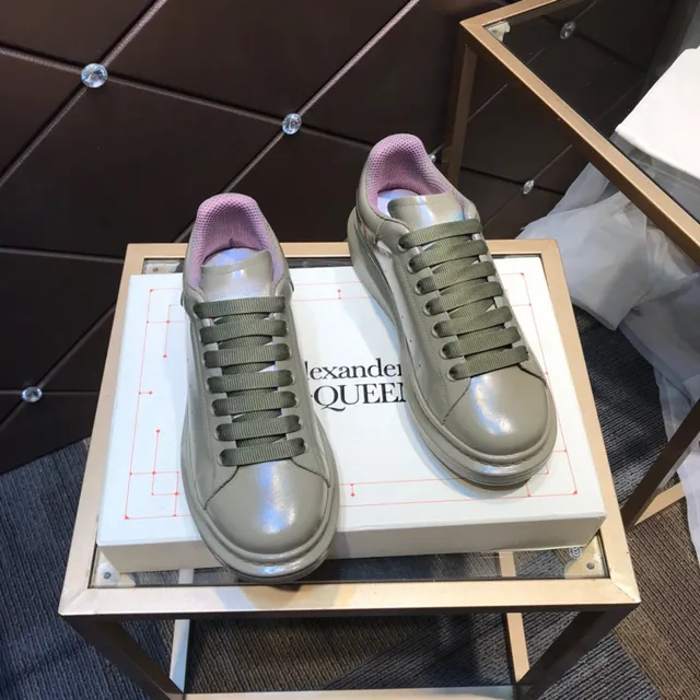 Alexander McQueen Oversized Sneaker Army Green Purple Platform Sole Smooth Leather-Like Upper Lifestyle Sneakers 6