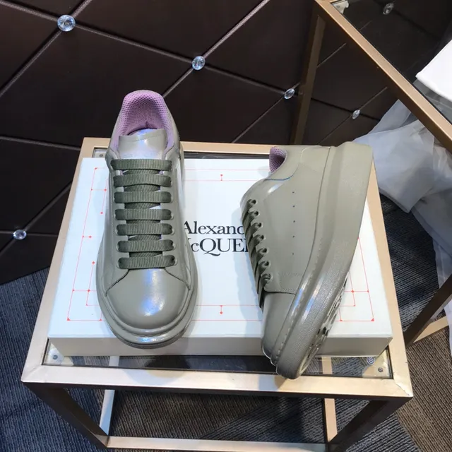 Alexander McQueen Oversized Sneaker Army Green Purple Platform Sole Smooth Leather-Like Upper Lifestyle Sneakers 7