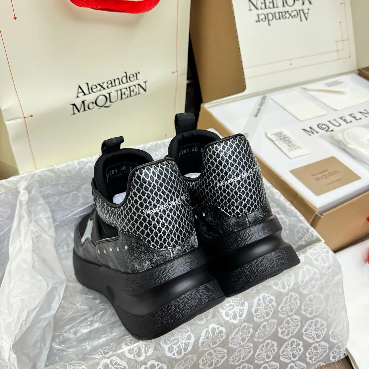 Alexander McQueen Oversized Sneaker Black Silver Sculpted Sole Cracked Leather Texture Chunky Sneakers 5