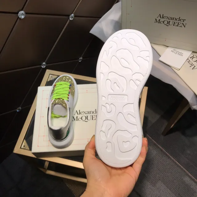 Alexander McQueen Oversized Sneaker Gold Green Platform Sole Gradient Glitter Upper Lifestyle Sneakers 4