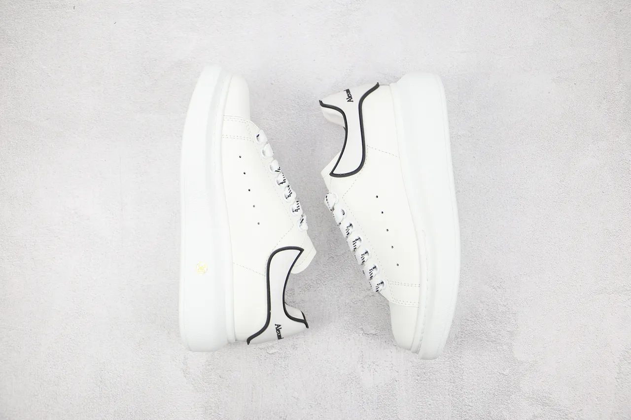 Alexander McQueen Oversized Sneaker White Black Platform Sole Smooth Leather Upper Lifestyle Sneakers 9