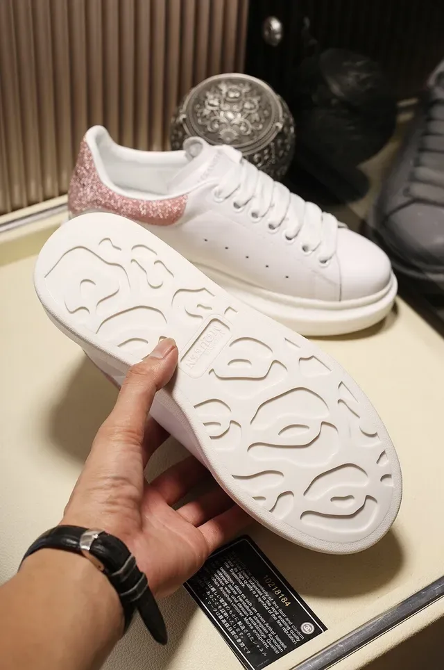 Alexander McQueen Oversized Sneaker White Pink Platform Sole Smooth Leather Upper Lifestyle Sneakers 5