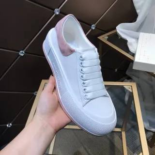 Alexander McQueen 白色粉色 Oversized 平台鞋底 纹理脚趾盖 生活方式运动鞋