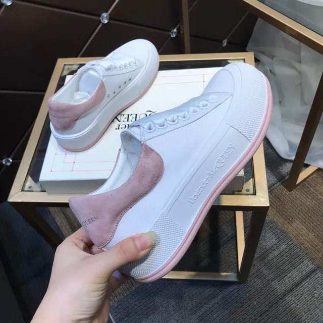 Alexander McQueen Oversized Sneaker White Pink Platform Sole Textured Toe Cap Lifestyle Sneakers 4