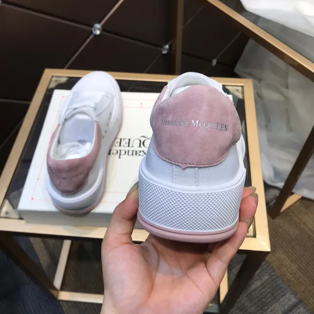 Alexander McQueen Oversized Sneaker White Pink Platform Sole Textured Toe Cap Lifestyle Sneakers 5