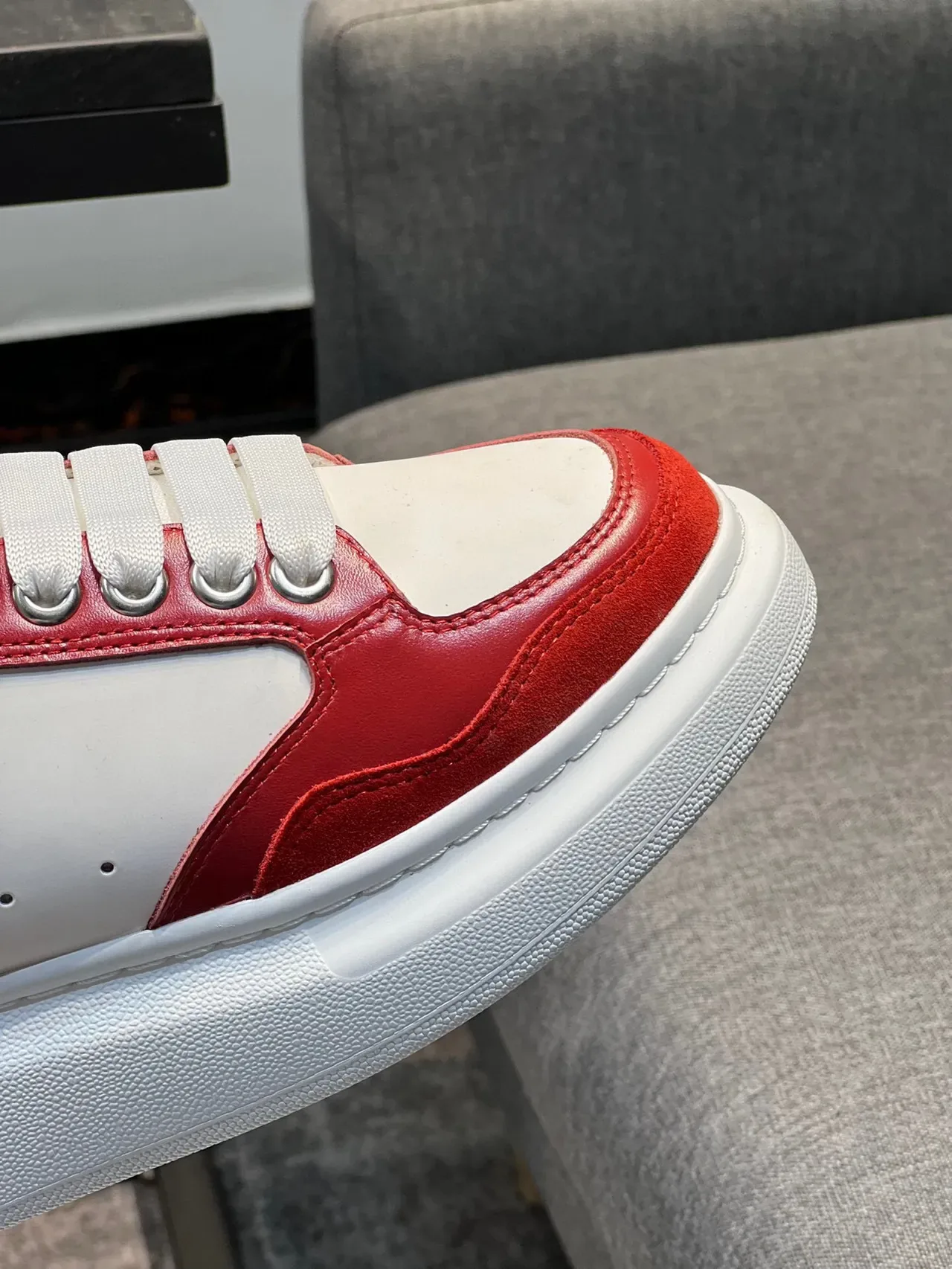 Alexander McQueen Oversized Sneaker 白红黑 生活方式运动鞋 8