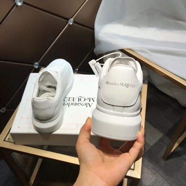 Alexander McQueen Oversized Sneaker White Red Logo Lifestyle Sneakers 3