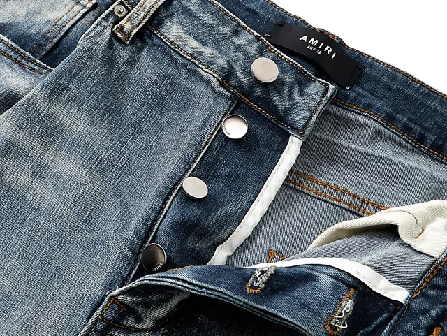 Amiri Jeans Bleu et Blanc Distressed avec Impression Graphique 15