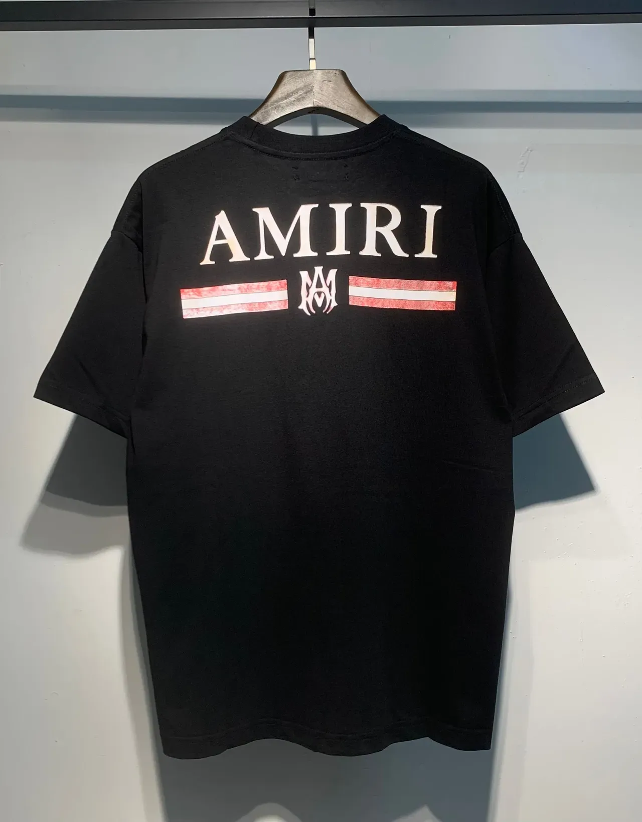 تيشيرت Amiri أوفرسايز بطباعة جرافيك 8