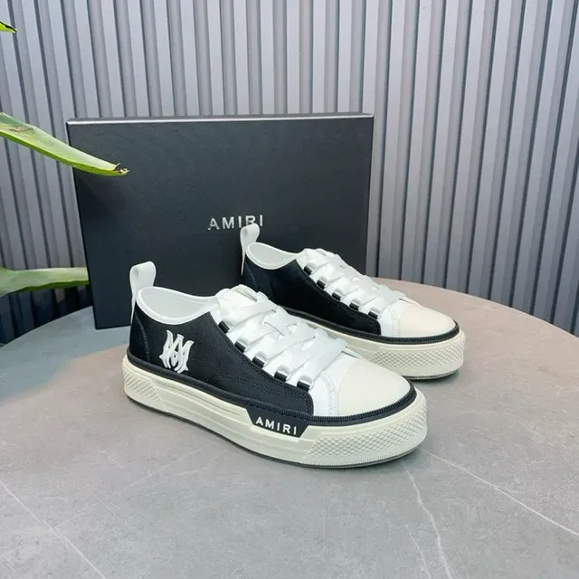 Amiri Skel Top Low Black and White tênis lifestyle 5