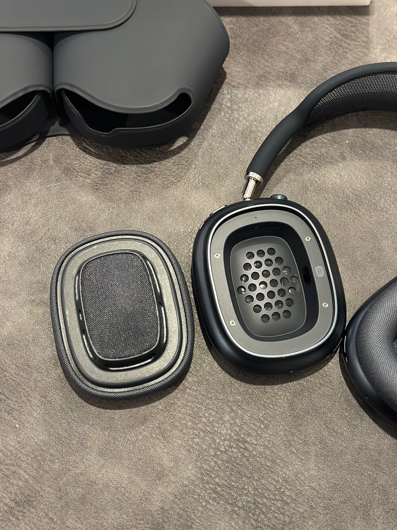 Apple AirPods Max Space Gray Auriculares over-ear 22