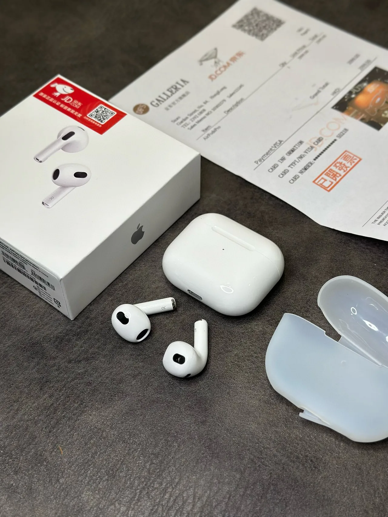 Apple AirPods Third Generation White TWS Earbuds 11