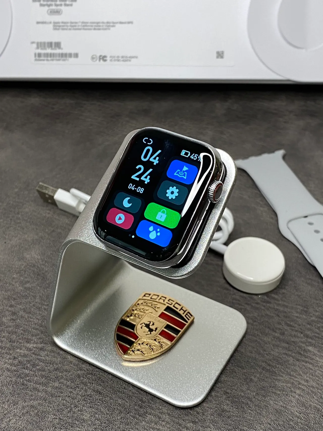 Apple Series 7 Plata Gris Borde Plano Carcasa Acero Inoxidable Banda Deportiva de Silicona Ligera Reloj Deportivo 14