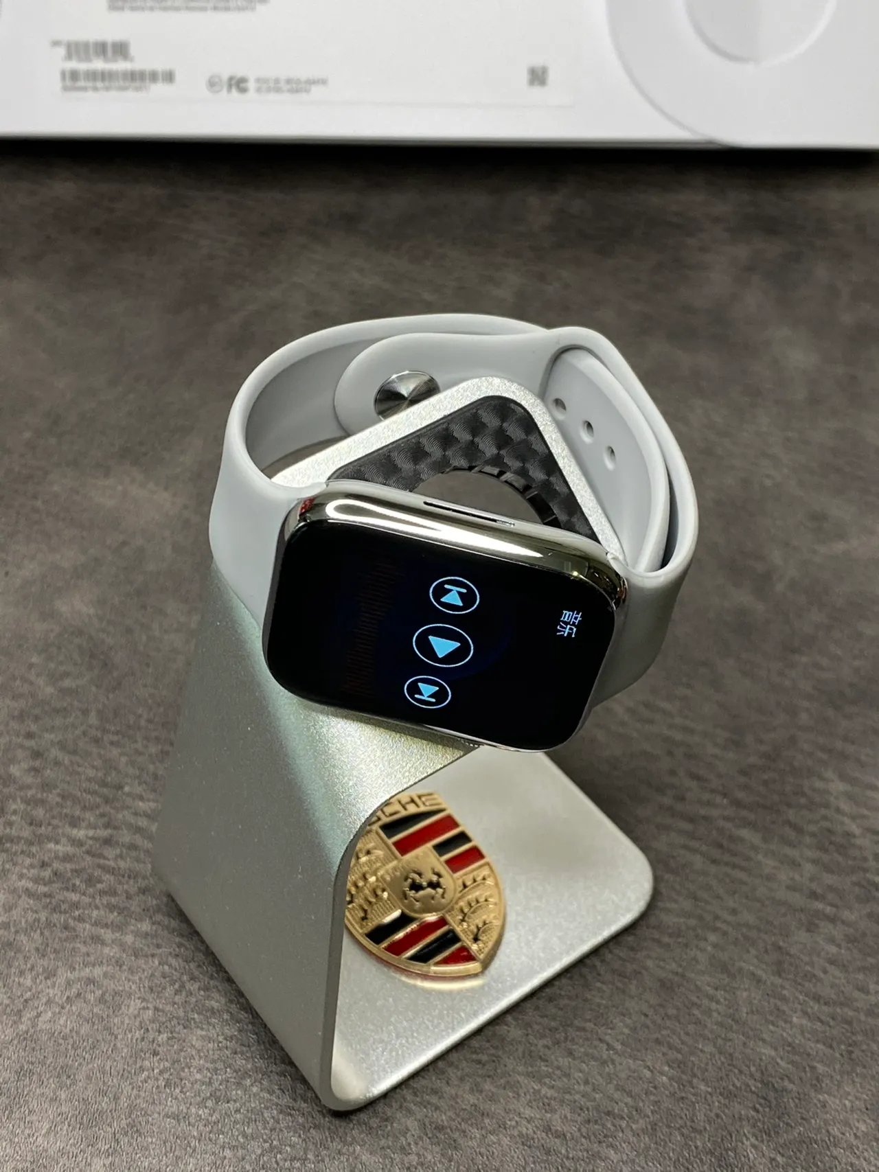 Apple Series 7 Plata Gris Borde Plano Carcasa Acero Inoxidable Banda Deportiva de Silicona Ligera Reloj Deportivo 15