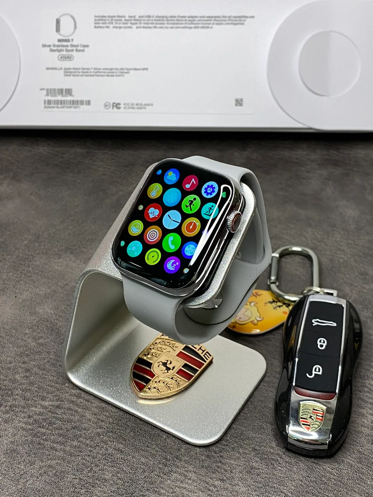 Apple Series 7 Plata Gris Borde Plano Carcasa Acero Inoxidable Banda Deportiva de Silicona Ligera Reloj Deportivo 17