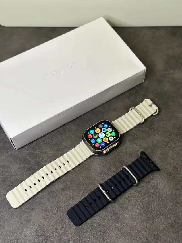 Apple Ultra 2 灰银 坚固钛金属表壳 平面蓝宝石水晶 运动手表 11