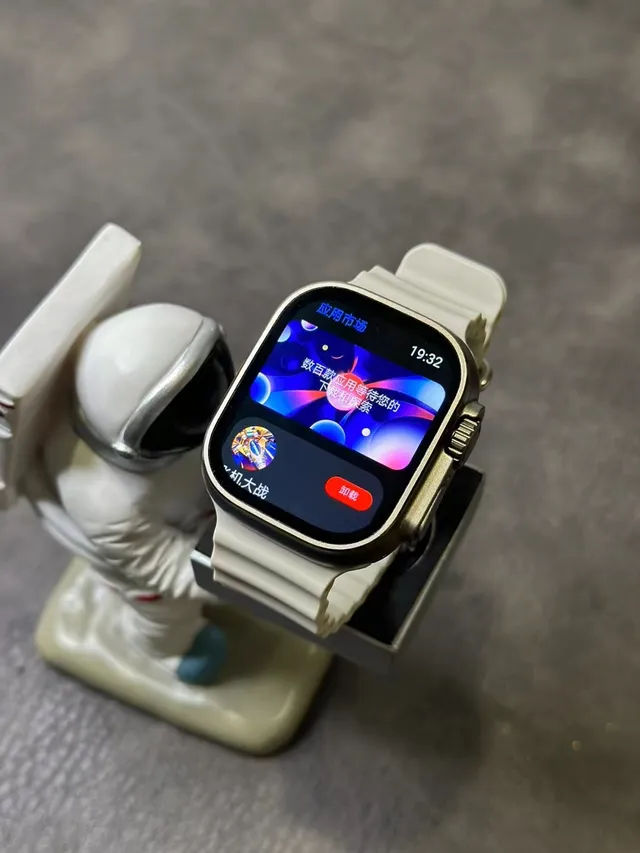 Apple Ultra 2 灰银 坚固钛金属表壳 平面蓝宝石水晶 运动手表 20