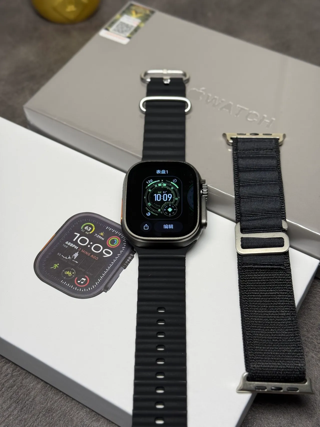 Apple Watch Ultra काली जोरदार केस खुरदार सिलिकॉन बैंड स्पोर्ट्स वॉच 3