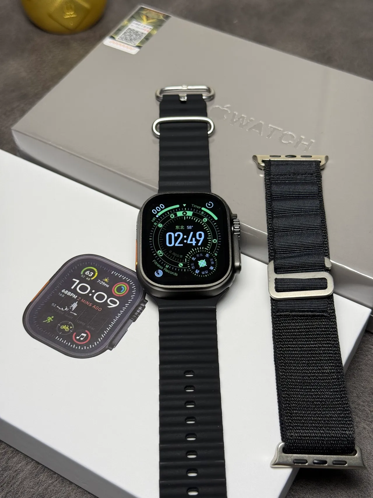 Apple Watch Ultra काली जोरदार केस खुरदार सिलिकॉन बैंड स्पोर्ट्स वॉच 4