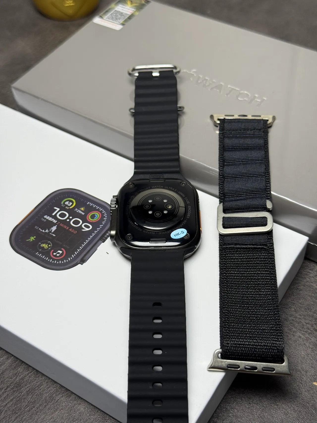 Apple Watch Ultra काली जोरदार केस खुरदार सिलिकॉन बैंड स्पोर्ट्स वॉच 6