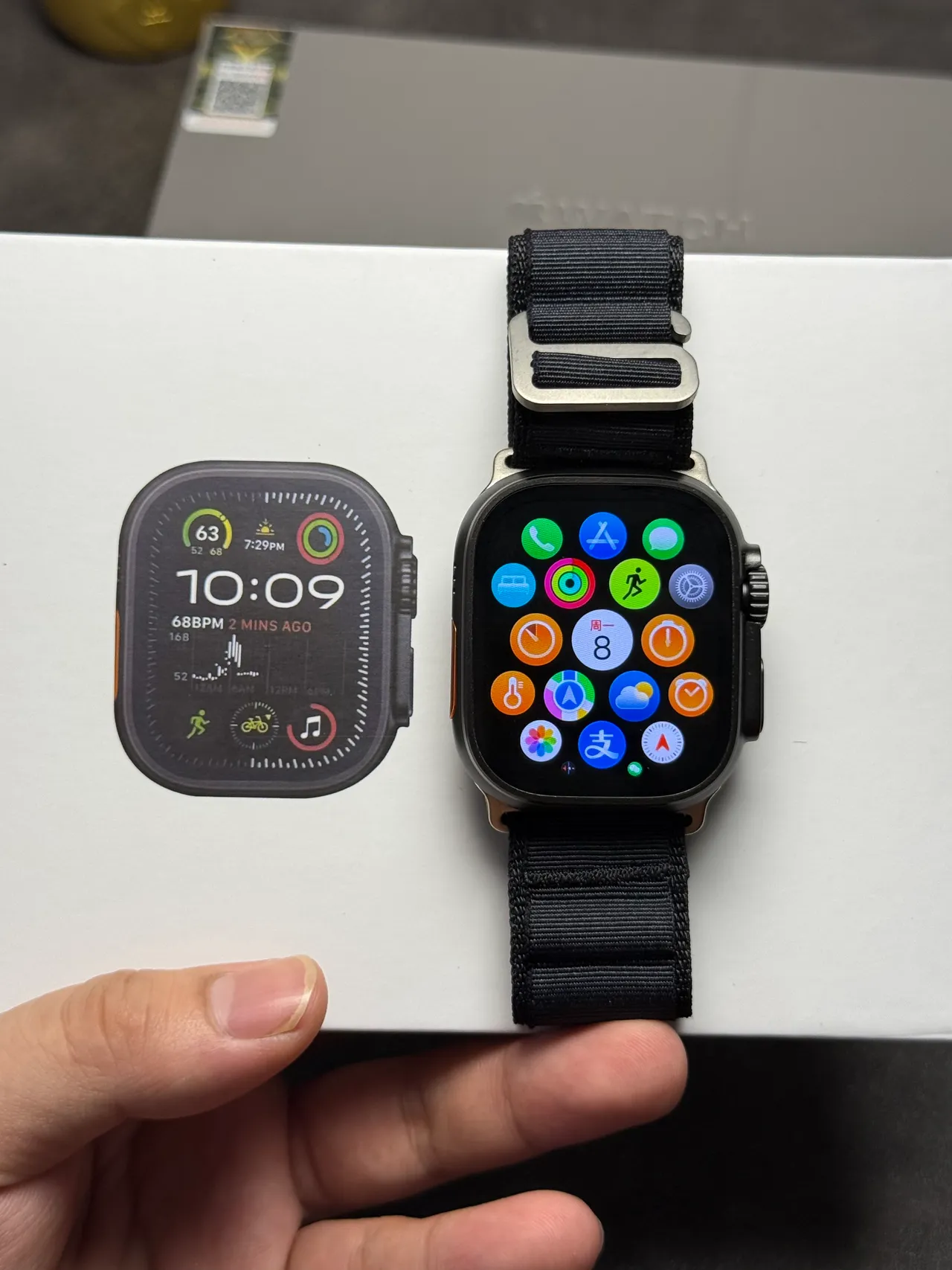 Apple Watch Ultra काली जोरदार केस खुरदार सिलिकॉन बैंड स्पोर्ट्स वॉच 9