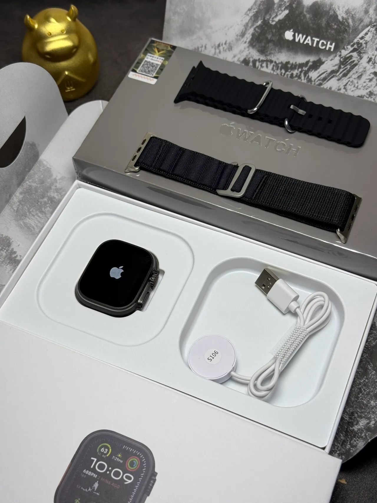 Apple Watch Ultra काली जोरदार केस खुरदार सिलिकॉन बैंड स्पोर्ट्स वॉच 12