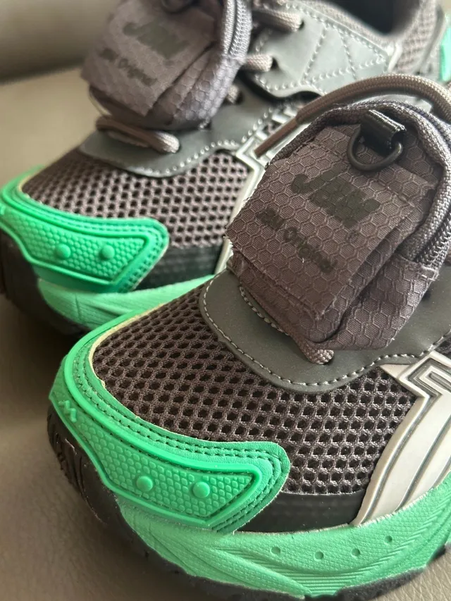 ASICS رمادي أخضر تشونكي سيليويت شبكة وطبقة اصطناعية علوية أحذية أسلوب حياة 11