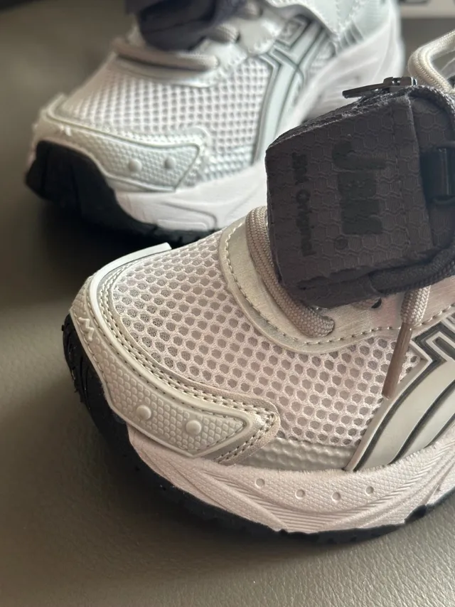 ASICS رمادي أخضر تشونكي سيليويت شبكة وطبقة اصطناعية علوية أحذية أسلوب حياة 19