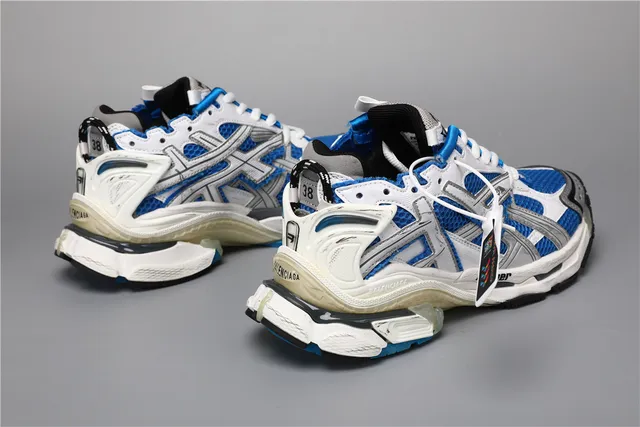 ASICS 白蓝 Chunky Retro Runner Mesh-and-Synthetic Overlay 跑鞋 3