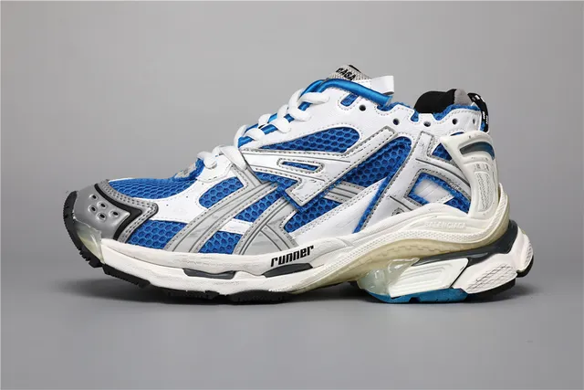ASICS 白蓝 Chunky Retro Runner Mesh-and-Synthetic Overlay 跑鞋 9