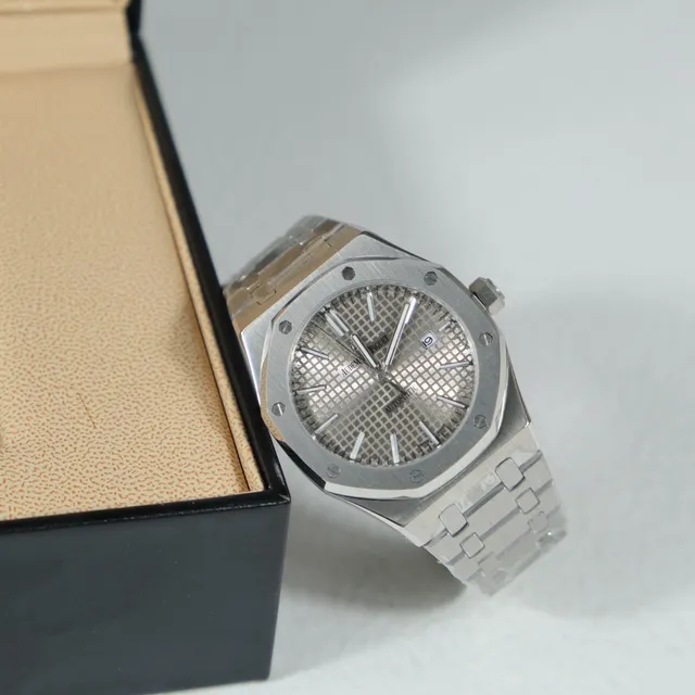 Audemars Piguet Royal Oak Silver Gray Tapisserie Mechanical Watch 2