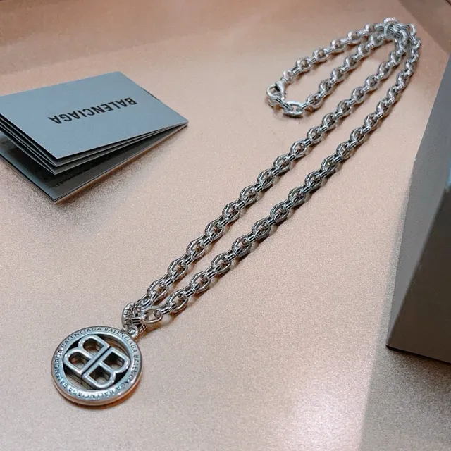 Balenciaga BB Pendant Necklace قلادة سلسلة فضية 4