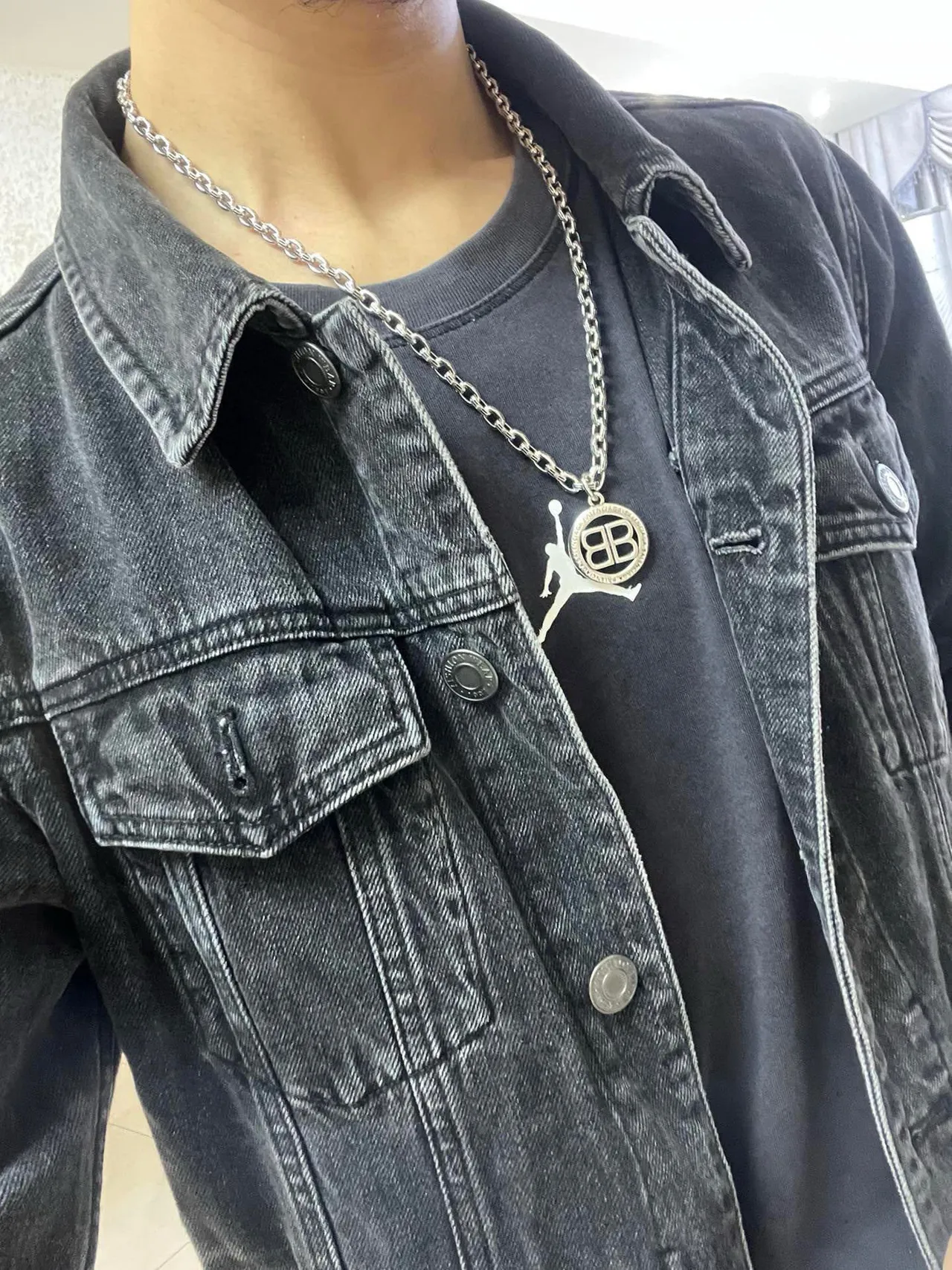 Balenciaga BB Pendant Necklace قلادة سلسلة فضية 8