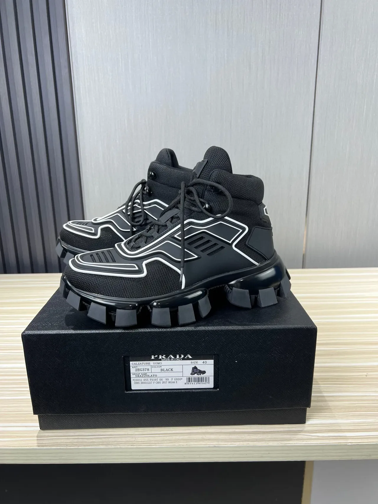 Balenciaga Defender Black White High-Top Mesh-and-TPU Upper Chunky Sneakers 4