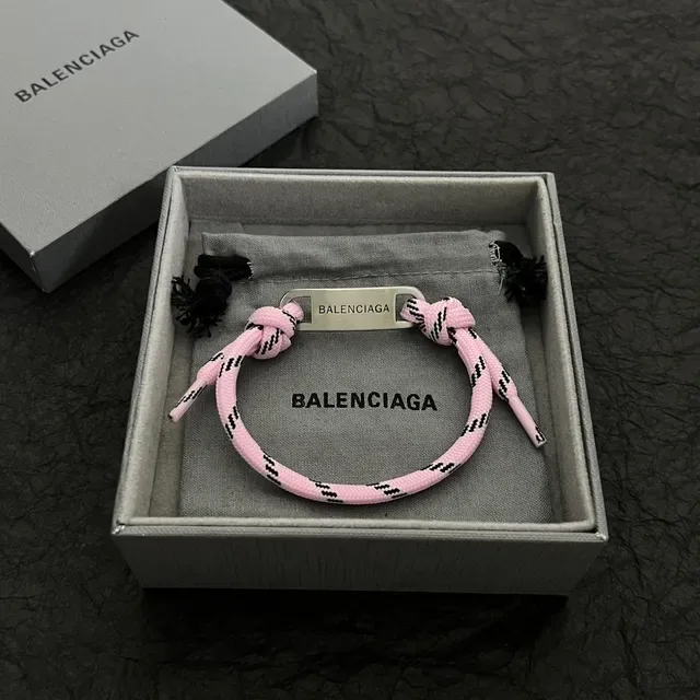 Balenciaga ID Pulseira Rosa Cinta Paracord 4