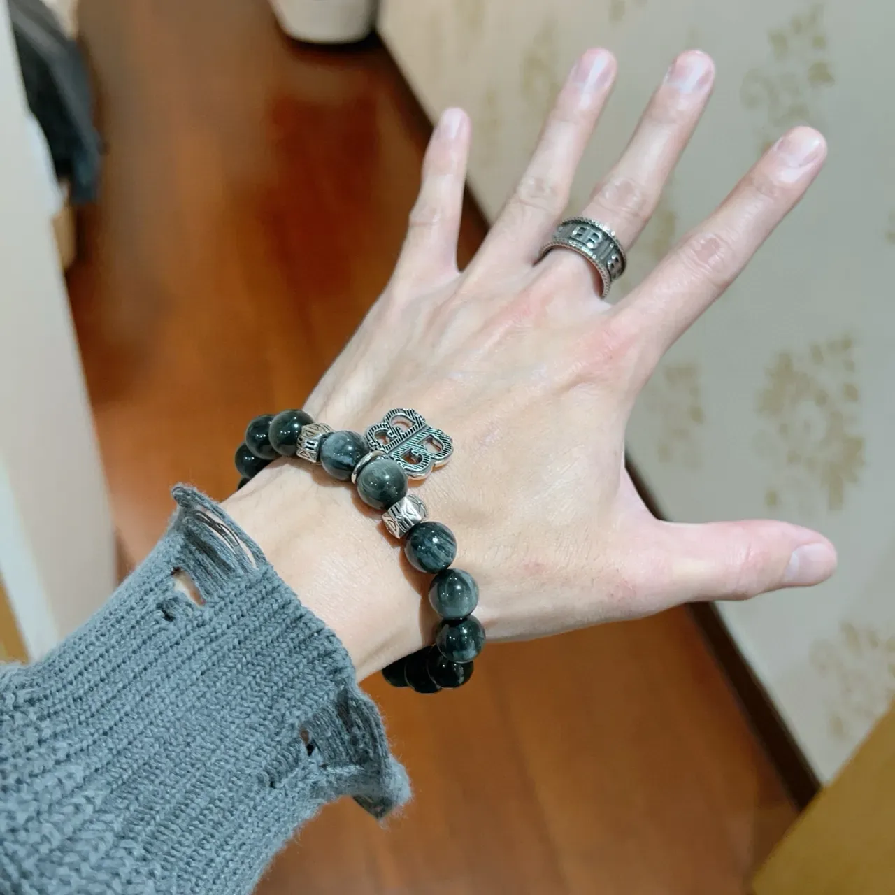 Balenciaga Logo Pendant Beaded Bracelet 8