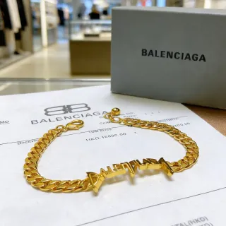 Balenciaga Logo Plaque Curb-Link bracelet en or