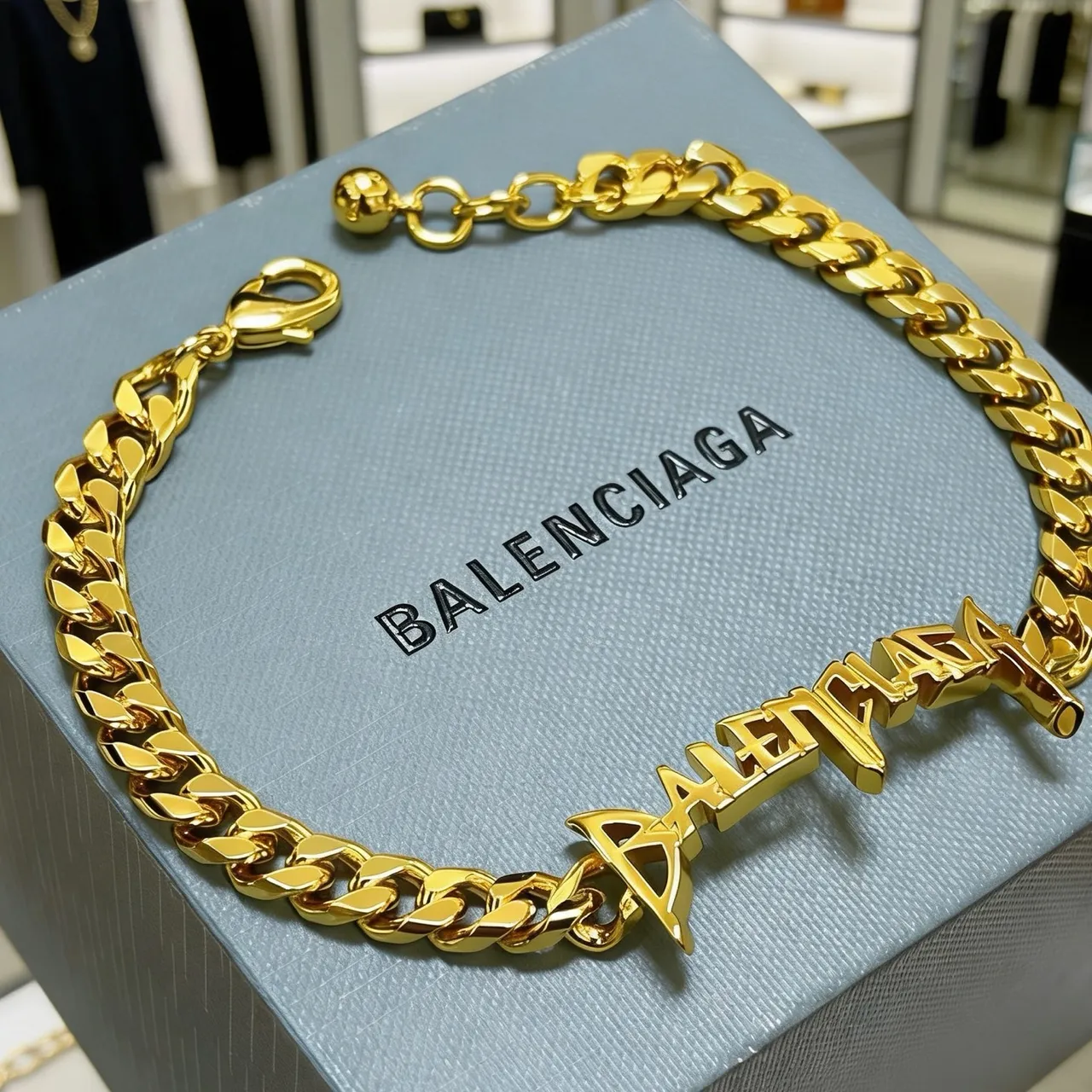 Balenciaga Logo Plaque Curb-Link সোনার ব্রেসলেট 8