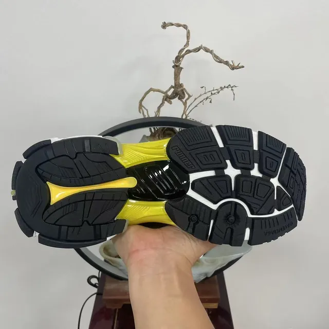 Balenciaga Runner فضي أصفر بحري حذاء رياضي سميك 8