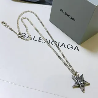 Balenciaga Colar Corrente Curb-Link Prateada com Pingente Estrela Esculpida