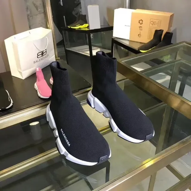 Balenciaga Speed Trainer sneakers lifestyle noir et bleu 5