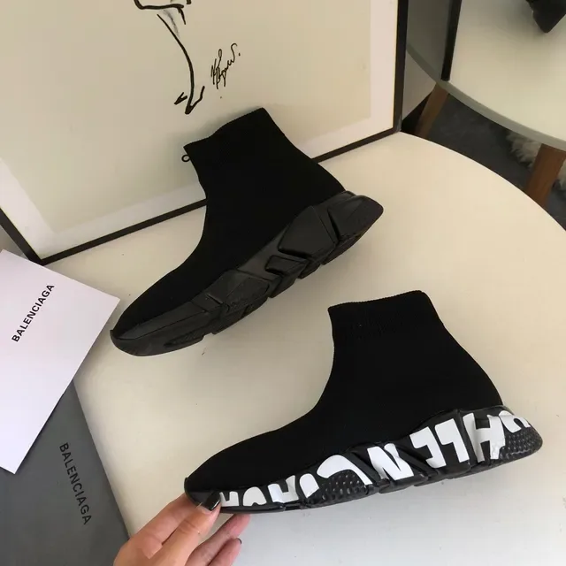Balenciaga Speed Trainer Black and White حذاء أسلوب حياة 4